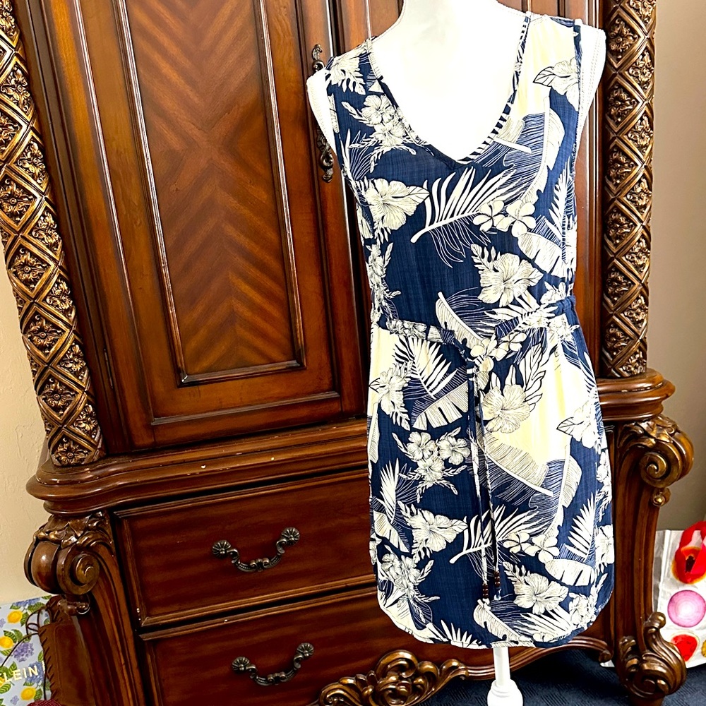 Palmwave Hawaii Floral Sleeveless Dress